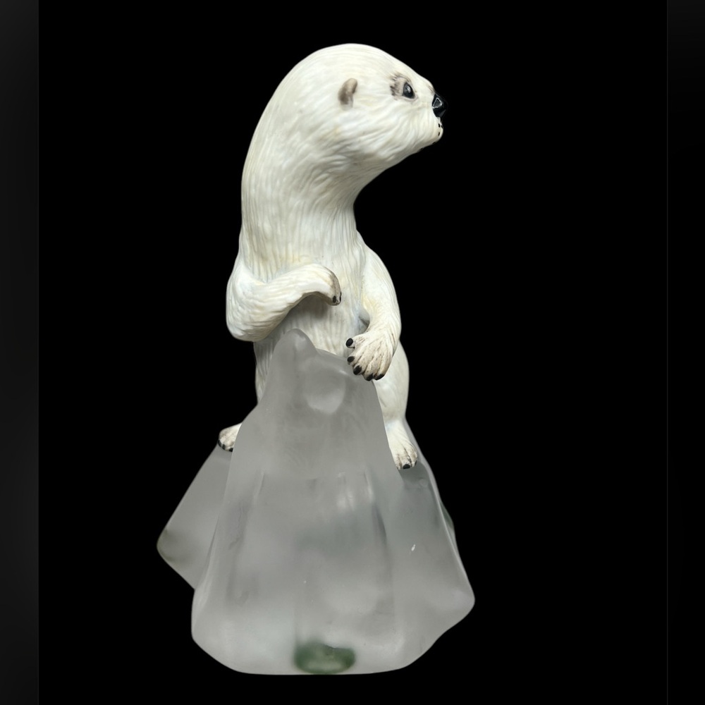 VTG Sea Pup Otter Figurine Porcelain Crystal Ice 1989 Winter Snow Holiday Gift - Picture 7 of 13
